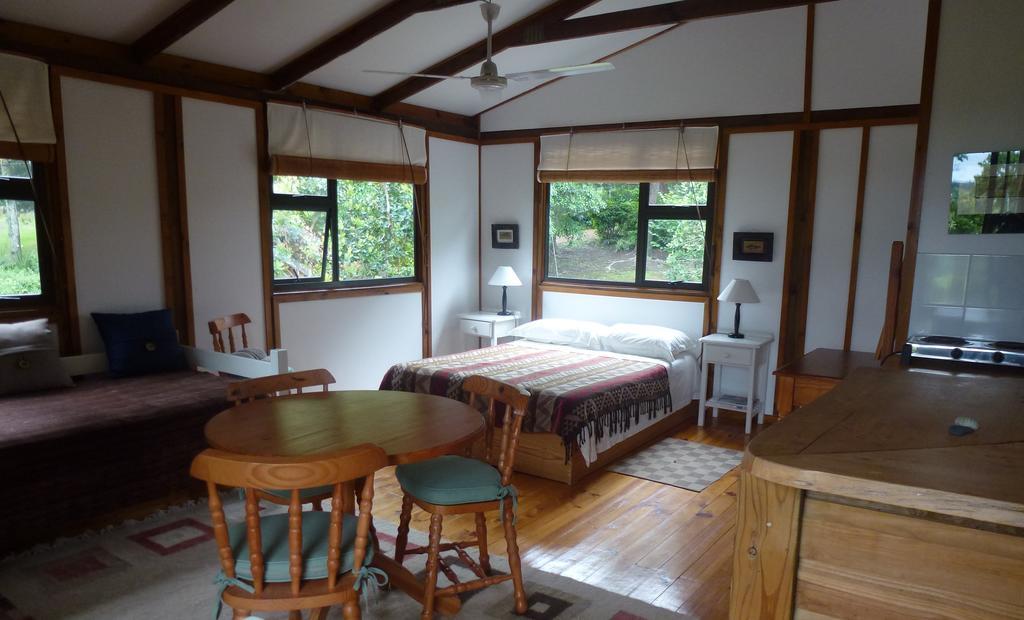 Treehouse Cottage The Crags ภายนอก รูปภาพ